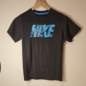 Nike Boys Black T-Shirt with Blue Logo Dri Fit M